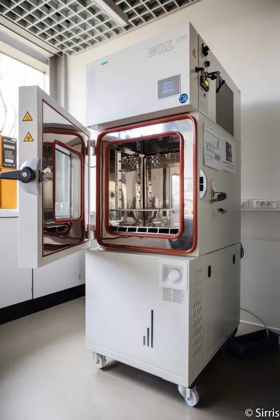 Climate Chamber open