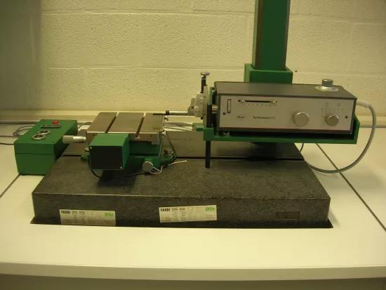 Stylus profilometer set-up